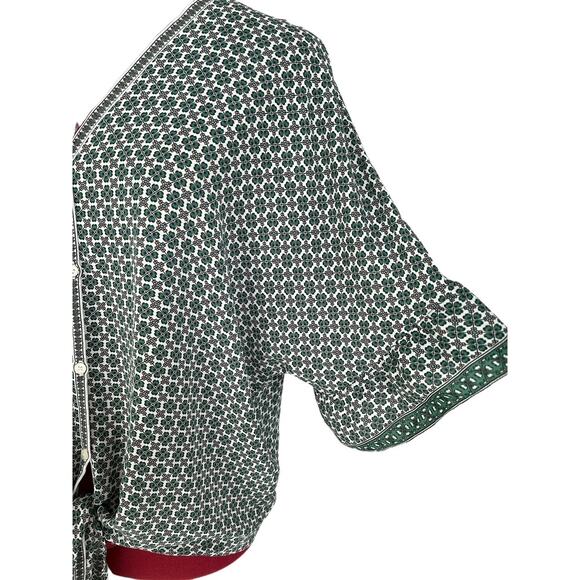 Max Studio Size Large Four Leaf Clover Button Up Blouse Front Tie Ruffle Cuff - Picture 4 of 8